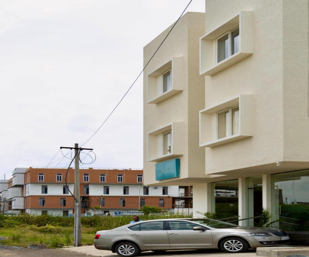 Flora Pavillion Near Global Hospital Perumbakkam Chennai Exterior foto