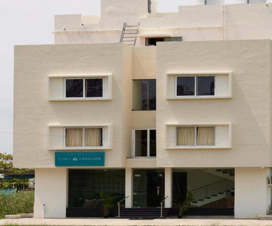 Flora Pavillion Near Global Hospital Perumbakkam Chennai Exterior foto